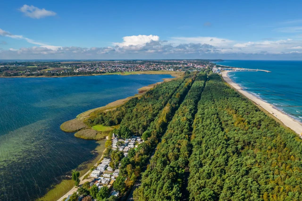 Co zwiedzić na półwyspie helskim? Najlepsze atrakcje i porady